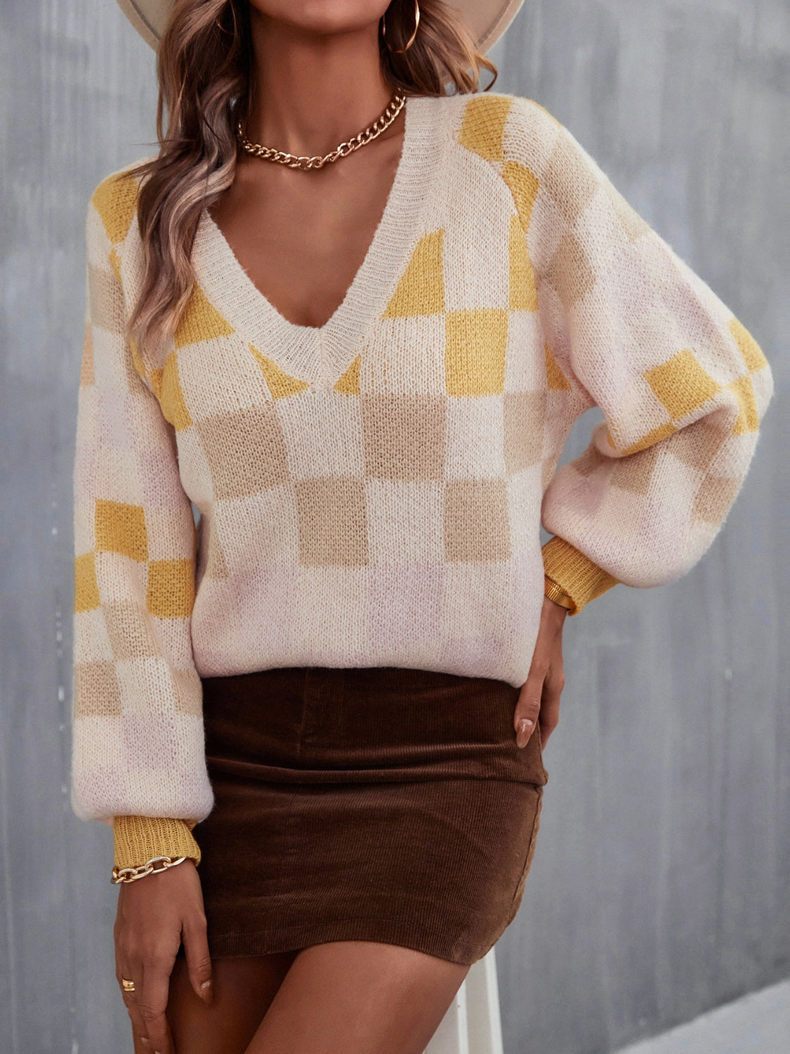 Checkered V-Neck Lantern Sleeve Sweater S-L