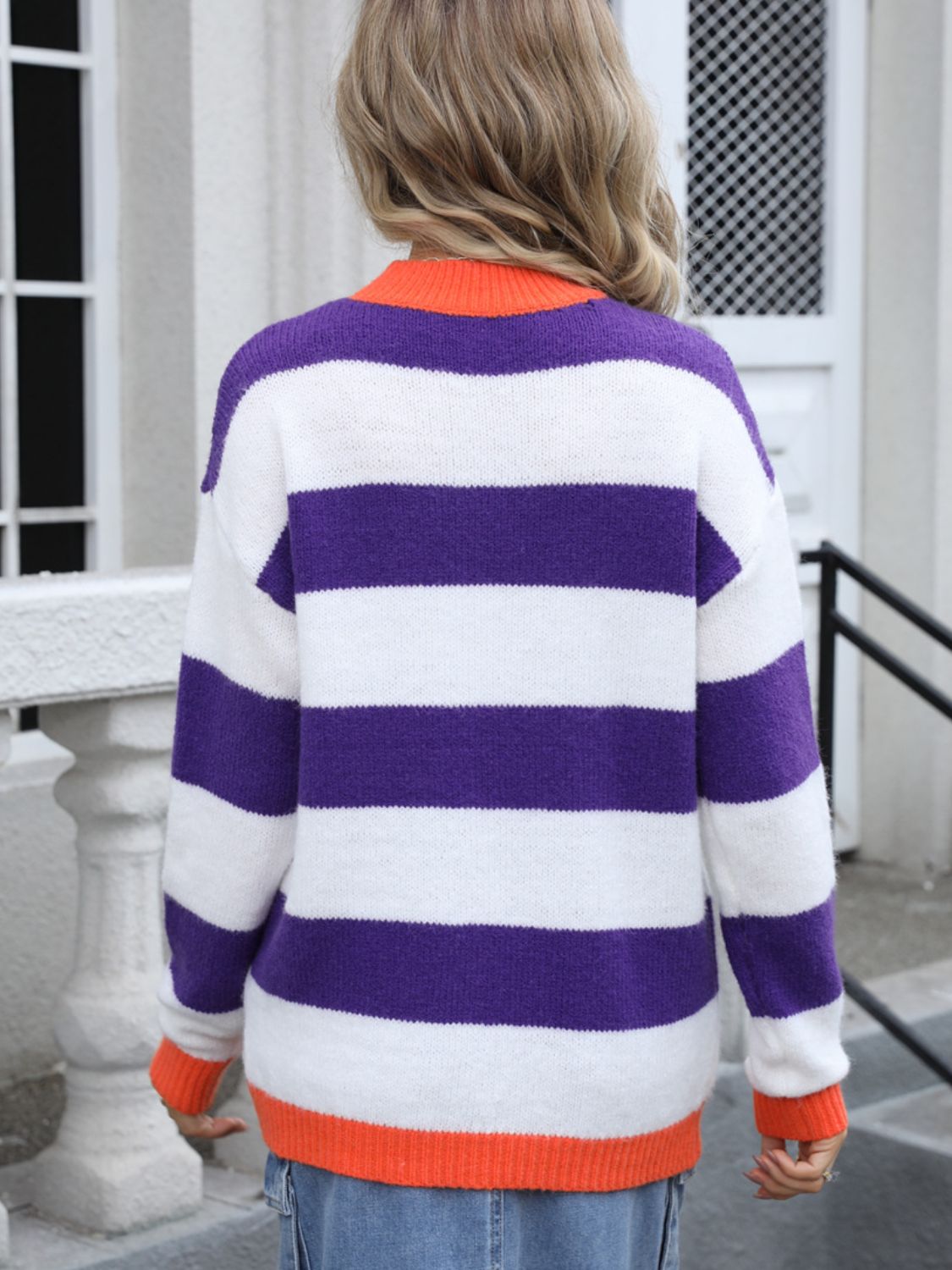 Contrast Striped Round Neck Sweater S-XL